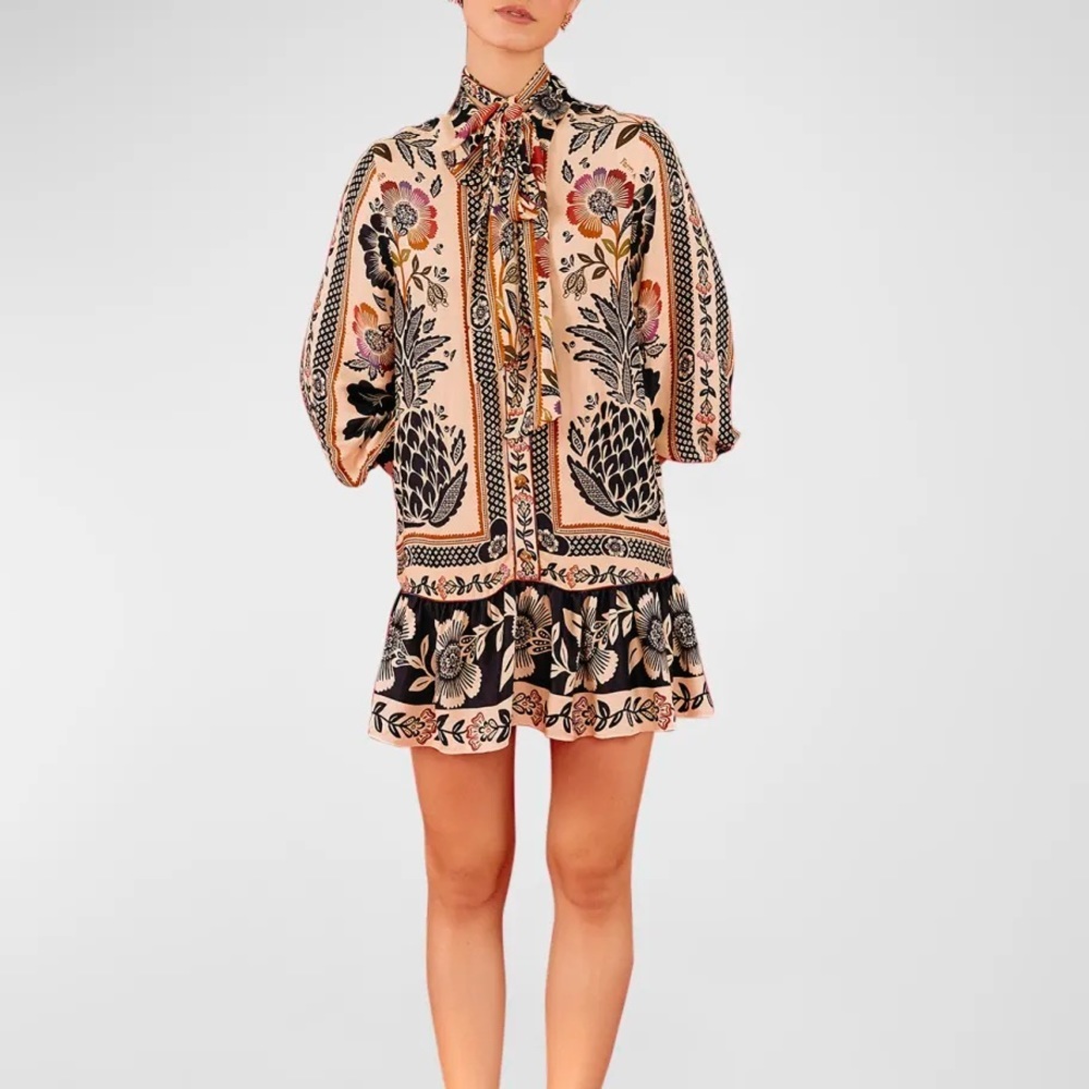 ❌ SOLD ❌ FARM RIO Romantic Garden Mini Dress - Picture 3 of 12